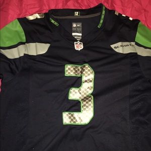 Russell Wilson jersey